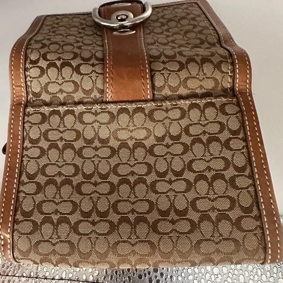 Coach Brown Signature Wallet with Leather Trim and Silver Hardware - Picture 2 of 3